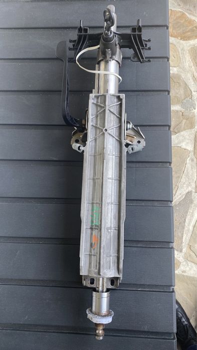 Кормилна колона със заключващ механизъм за BMW X3