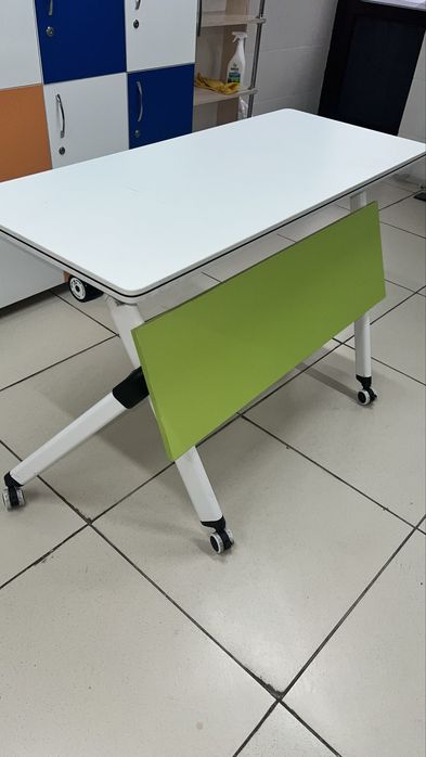 Шкафы , парты , маты