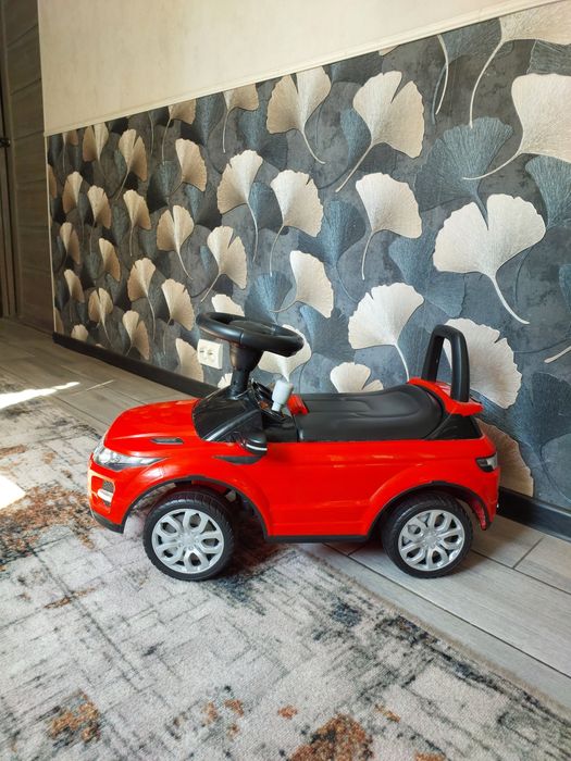 Толокар ( машинка каталка )