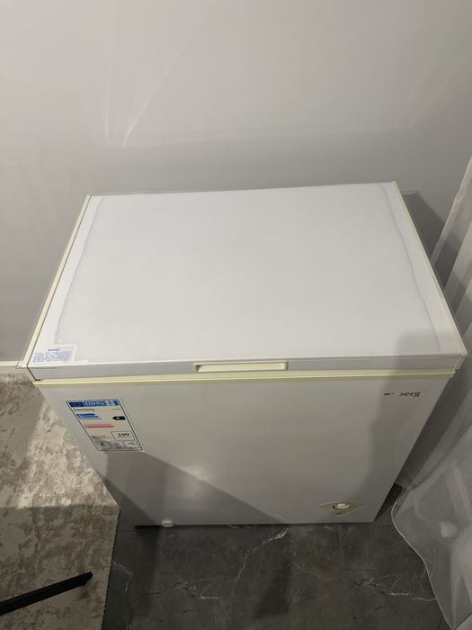 Морозилку продам