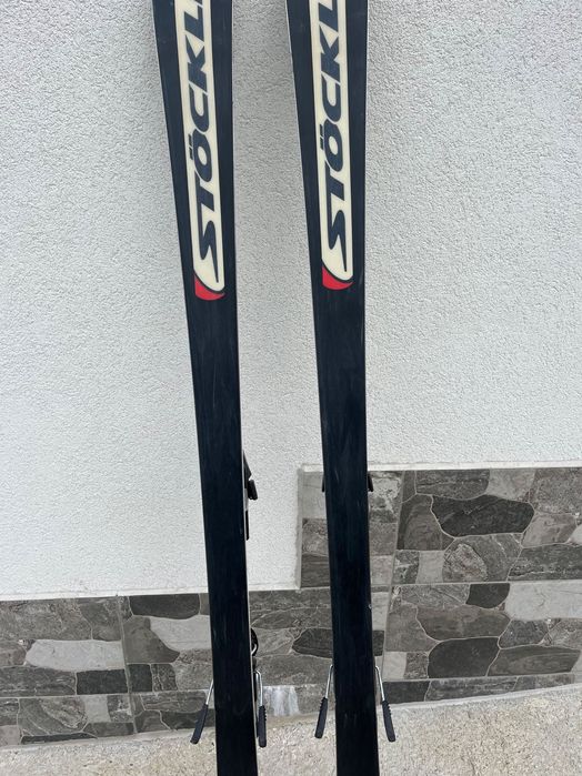 Зимни ски Stockli