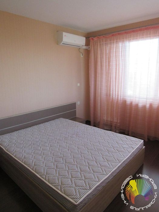 Дава се под наем Двустаен апартамент в Бургас, Зорница - 82 кв.м за 408 € - Снимка #10