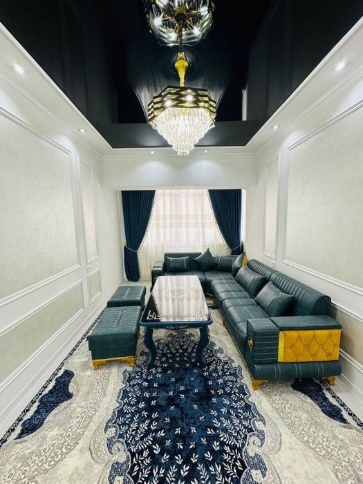 Сдается 3 х комнатная квартира на 4 этаже Крытый рынок 500 $