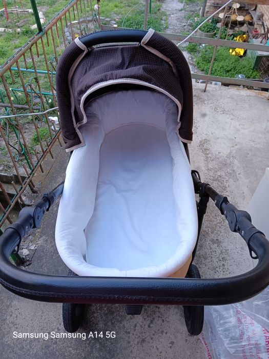 Бебешка количка  2 в 1 + подарък кошница 0 до 13кг