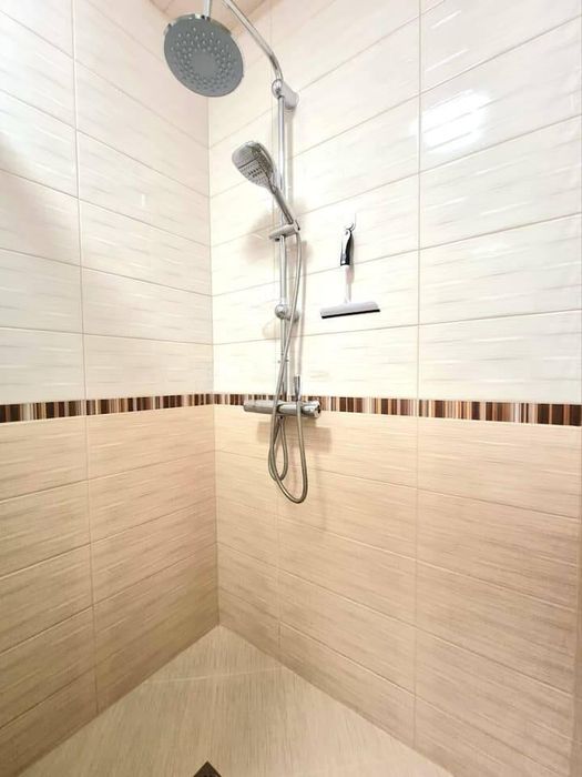 Дава се под наем Двустаен апартамент в Бургас, Изгрев - 63 кв.м за 612 € - Снимка #6