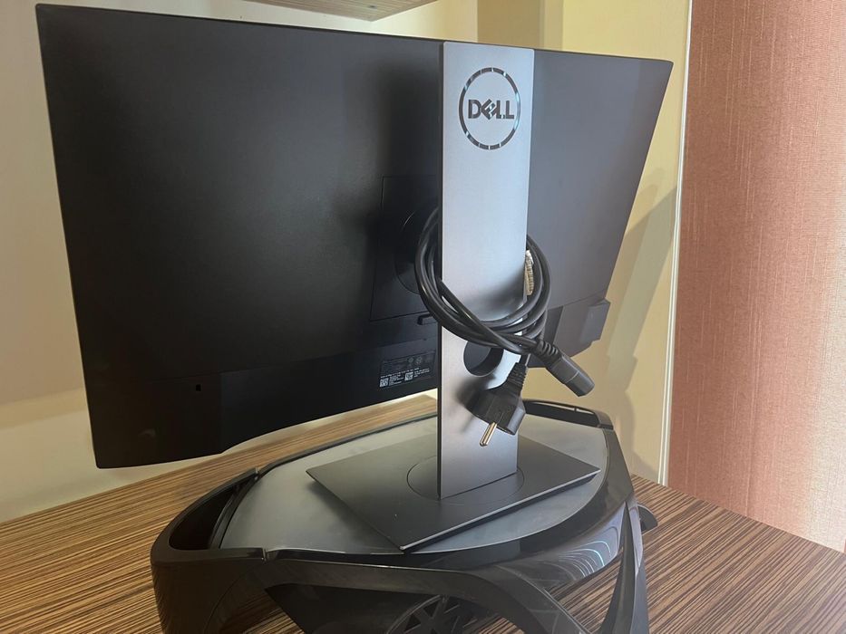 Продавам Dell P2419H – 24” IPS монитор, Full HD