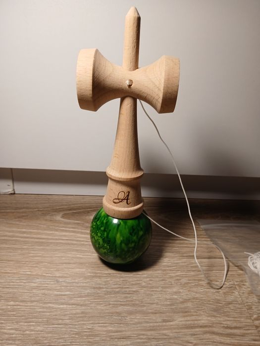 Kendama perfecta pentru incepatori