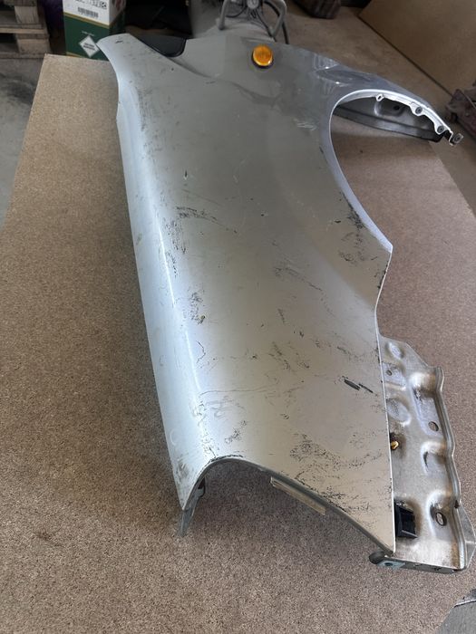 крыло на ниссан алмера тино (левое)