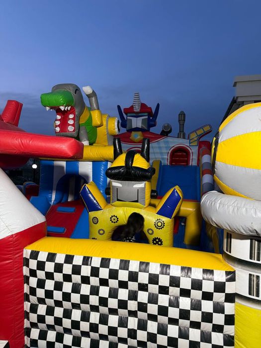 Сотилади. Ботут. Нархи 1.800 доллар. Келишамиз.