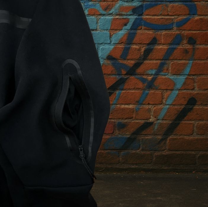 nike tech liverpool