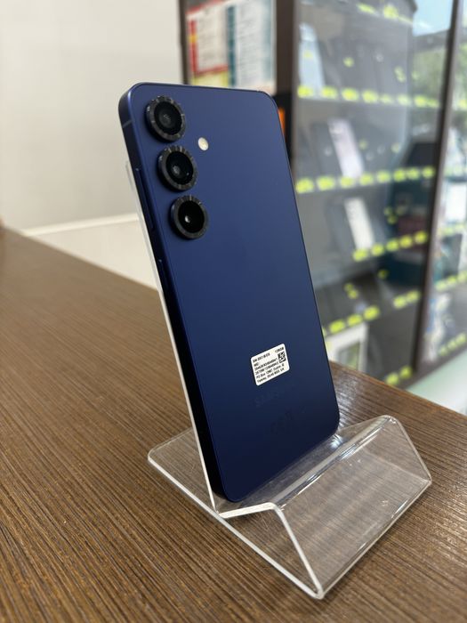 Samsung S25 / 128GB / Impecabil / Garantie 12 luni