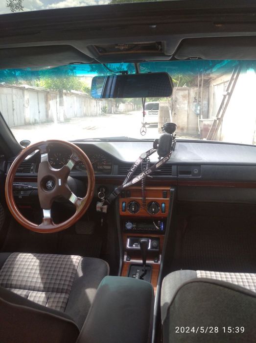 Mersedes benz w124 3.2 mator