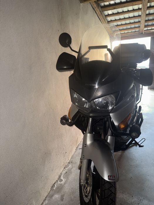 Honda Varadero. XL1000. SD02