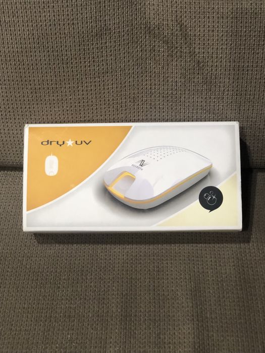 Neuroth DryUV aparat curatare cu ultra violete pentru aparate auditive