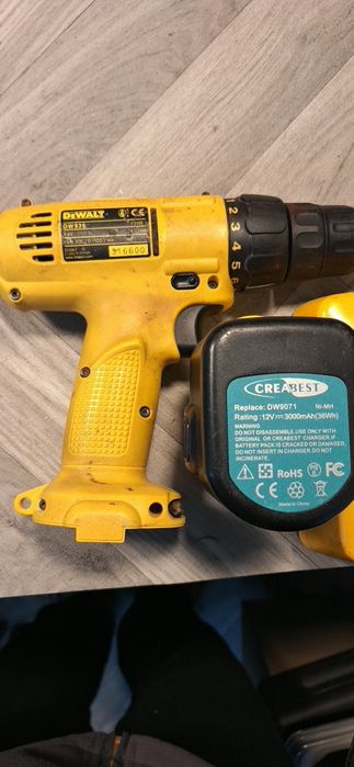 Винтоверт DEWALT