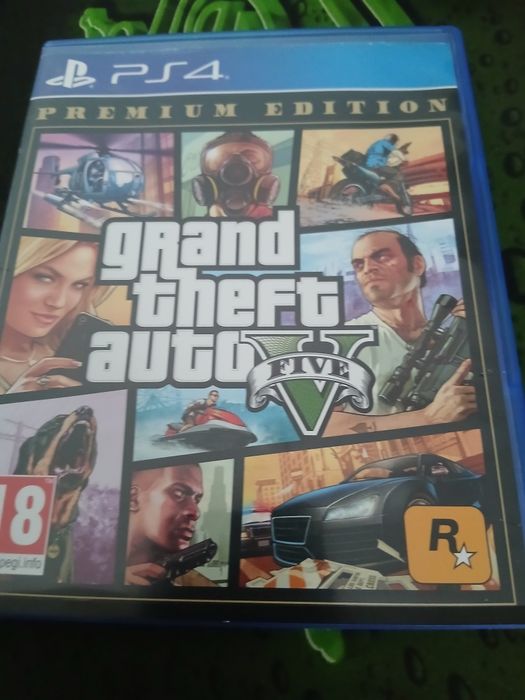 Vând gta 5 premium edition vând cu 100 de lei pentru ca este aproape nou nouț