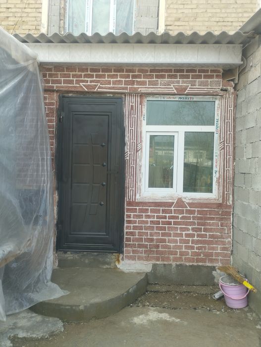 uy sotiladi 3 honali srochno (variyantga ham kelishamiz)