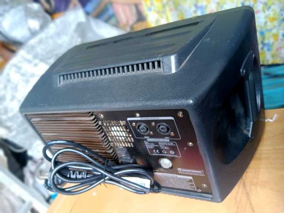 Усилвател 400 вата с миксер, ехо, ефекти, Power Mixer, може +тонколони