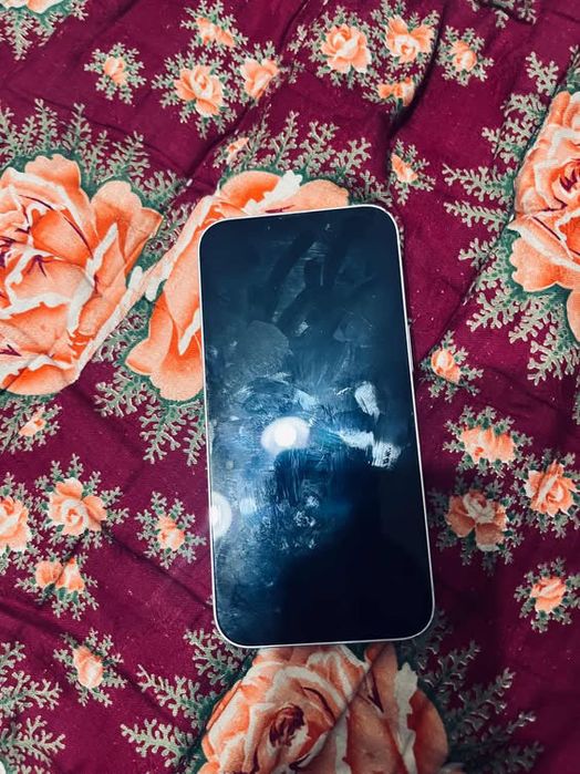 Iphone13 нет гаранти