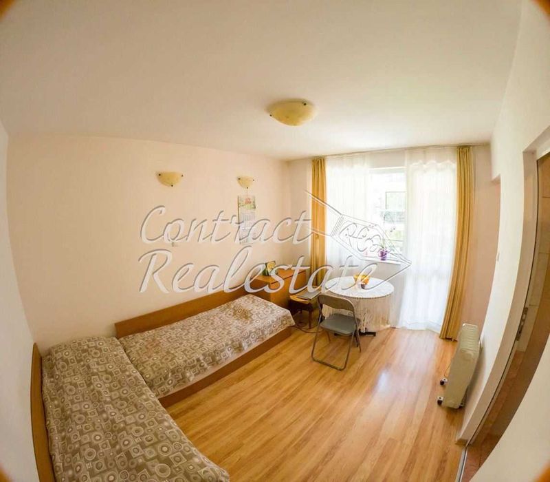 Дава се под наем Едностаен апартамент в Варна, Лятно кино Тракия - 30 кв.м за 306 € - Снимка #2