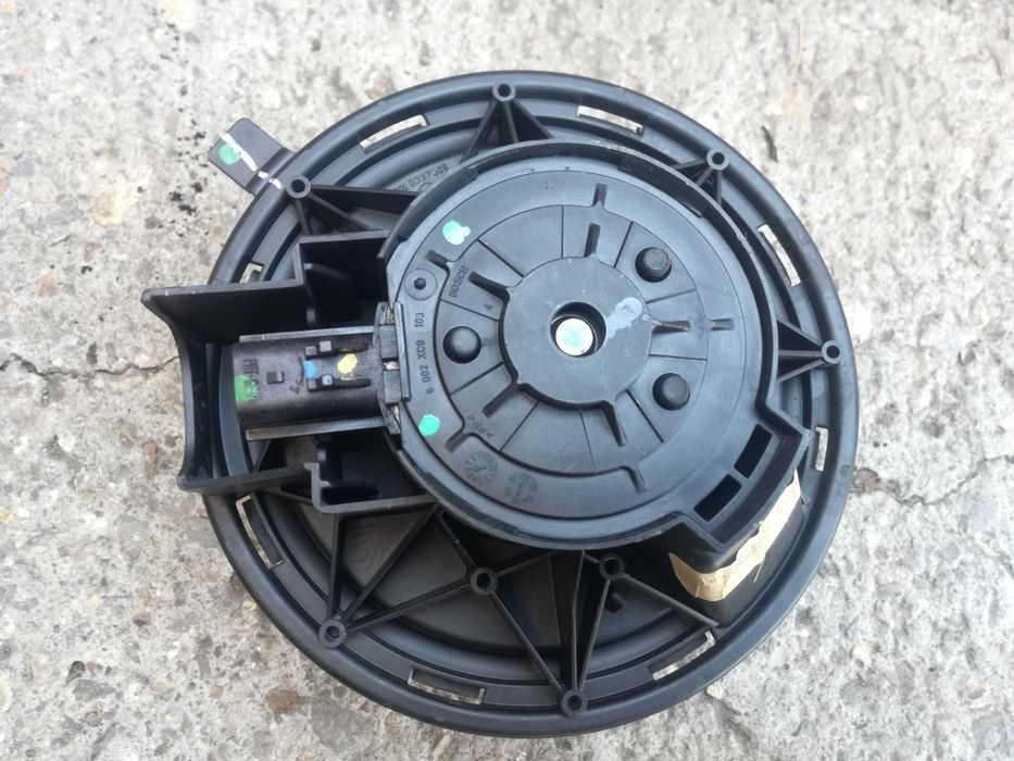 Jeep Cherokee KJ/ Чероки мотор/ моторче/ вентилатор парно