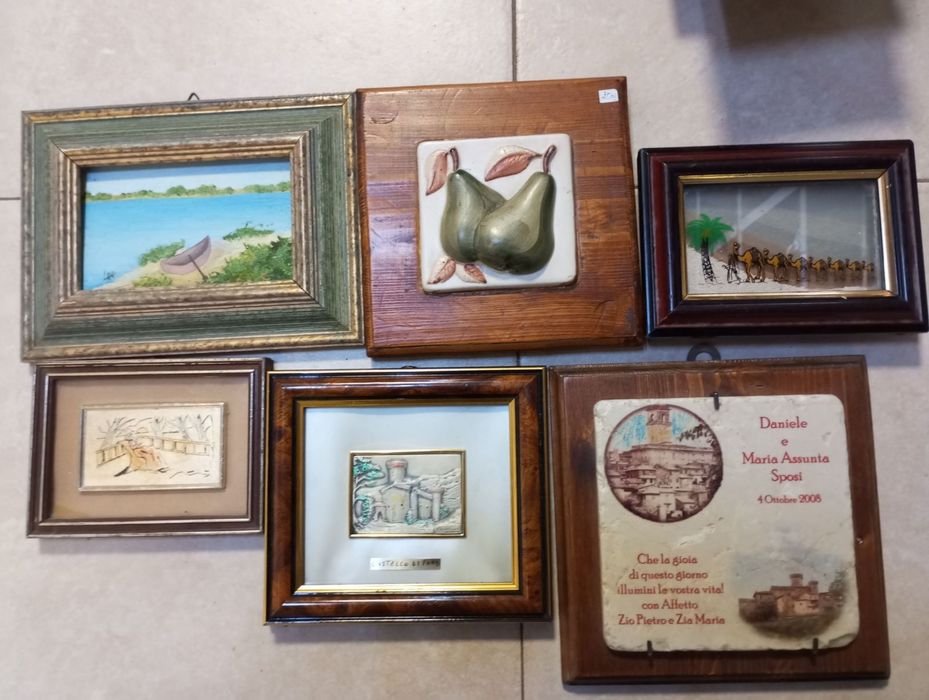 Разпродажба малки картини