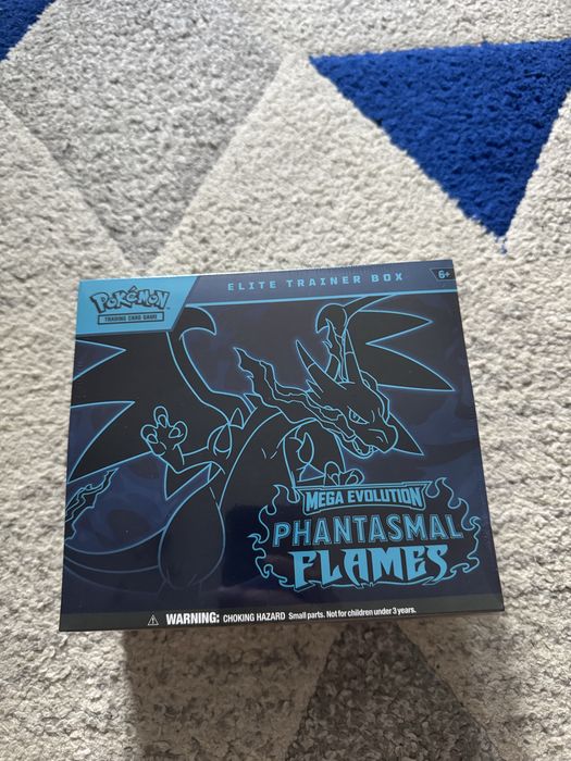 Phantasmal Flames Elite Trainer Box