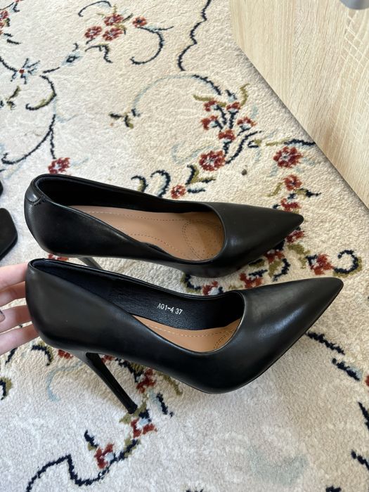 Женские туфли элегантные