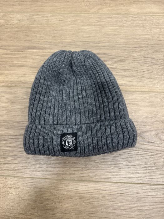 Manchester United чанти, шапки, ръкавици