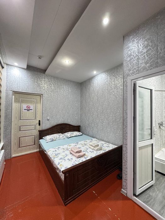 Bezaks hotel qizila bilan kelishga