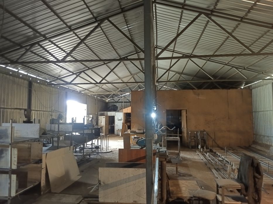 Продам Ангар 280м²