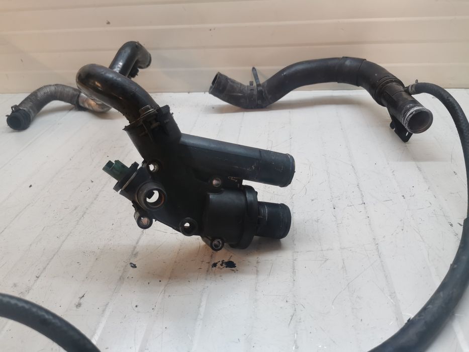 Conducta apa termostat apa Citroen c crosser 2.2hdi 100lei