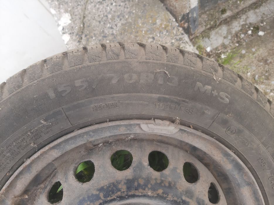 Продавам гуми с джанти и без джанти