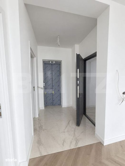 Penthouse de vanzare, 68 mp, zona Tractorul