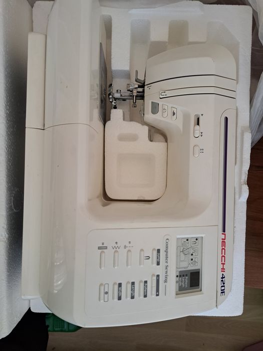 Срочно, недорого!Швейная машинка!Качество  гарантировано