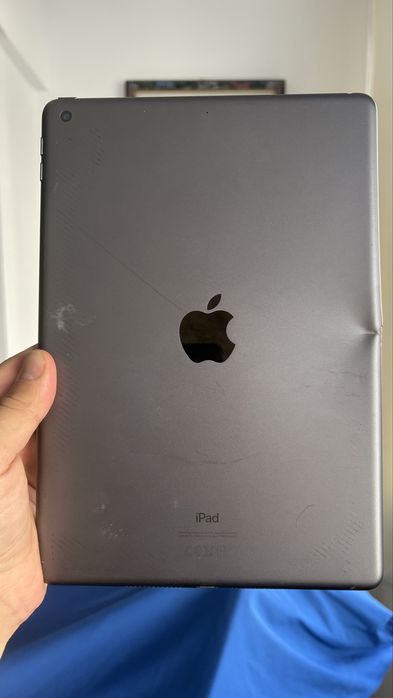 iPod 8th Gen 32GB A2270 Apple iPad MDM