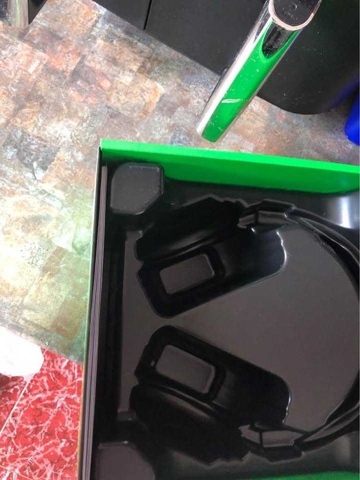 Razer NARI ULTIMATE слушалки