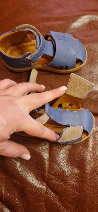 Детски сандали от естествена кожа