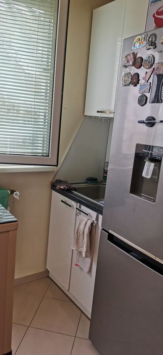 Отдава под наем апартамент