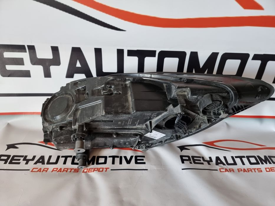 Far stanga led Porsche Cayenne 9Y dupa 2018 cod 9Y0941031Q