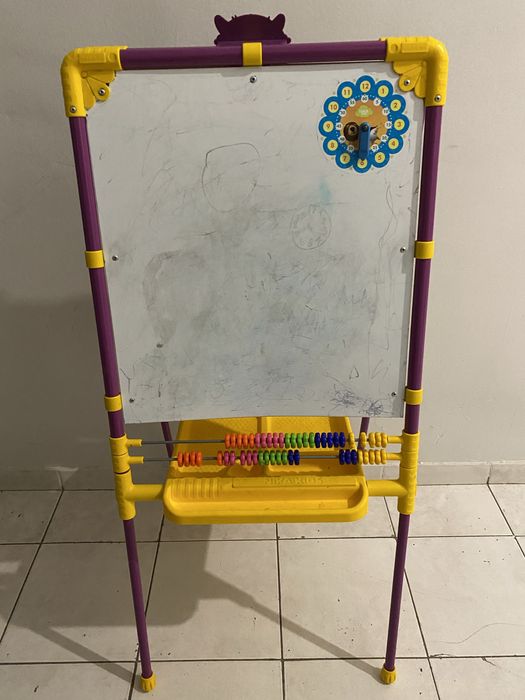 Мольберт, доска для рисования