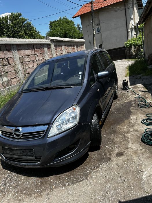 Opel Zafira B 1.9 150кс. 2009г. на части