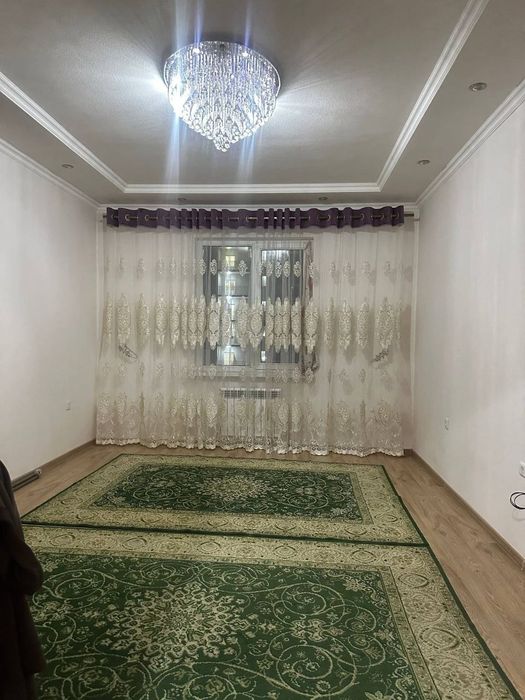 Qorasuv Motrid 3 etaj 3 xona 90 kvadrat sotiladi