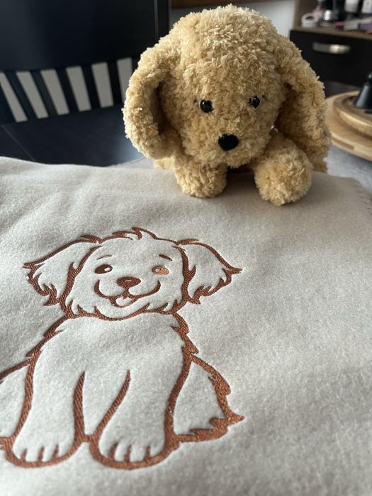 Плетена играчка кученце и одеяло