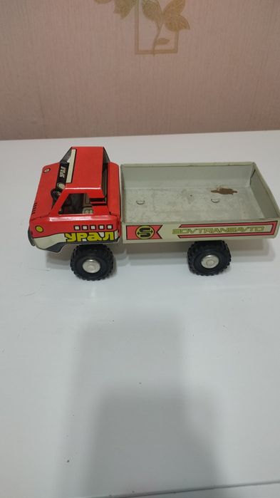 Машинка детская Урал СССР советская