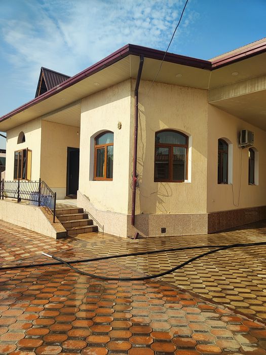 Ўртасаройда тезда хамма шароитга эга уй сотилади