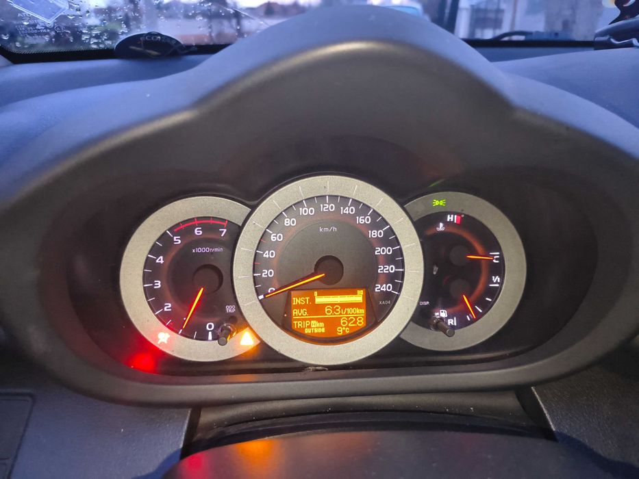 Тойота рав 4 2008г