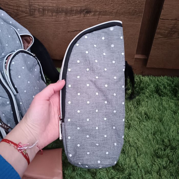 Ghiozdan pentru mama și bebe