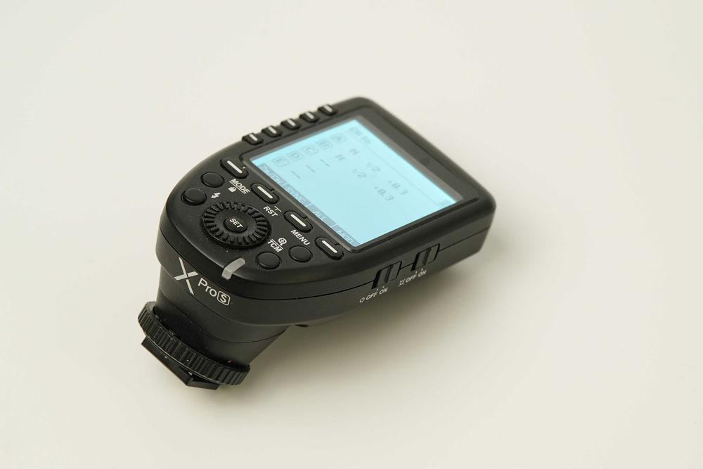 Godox V1-s, patina Sony