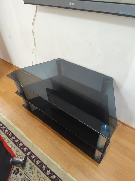 Продам подставку для телевизора стеклянная